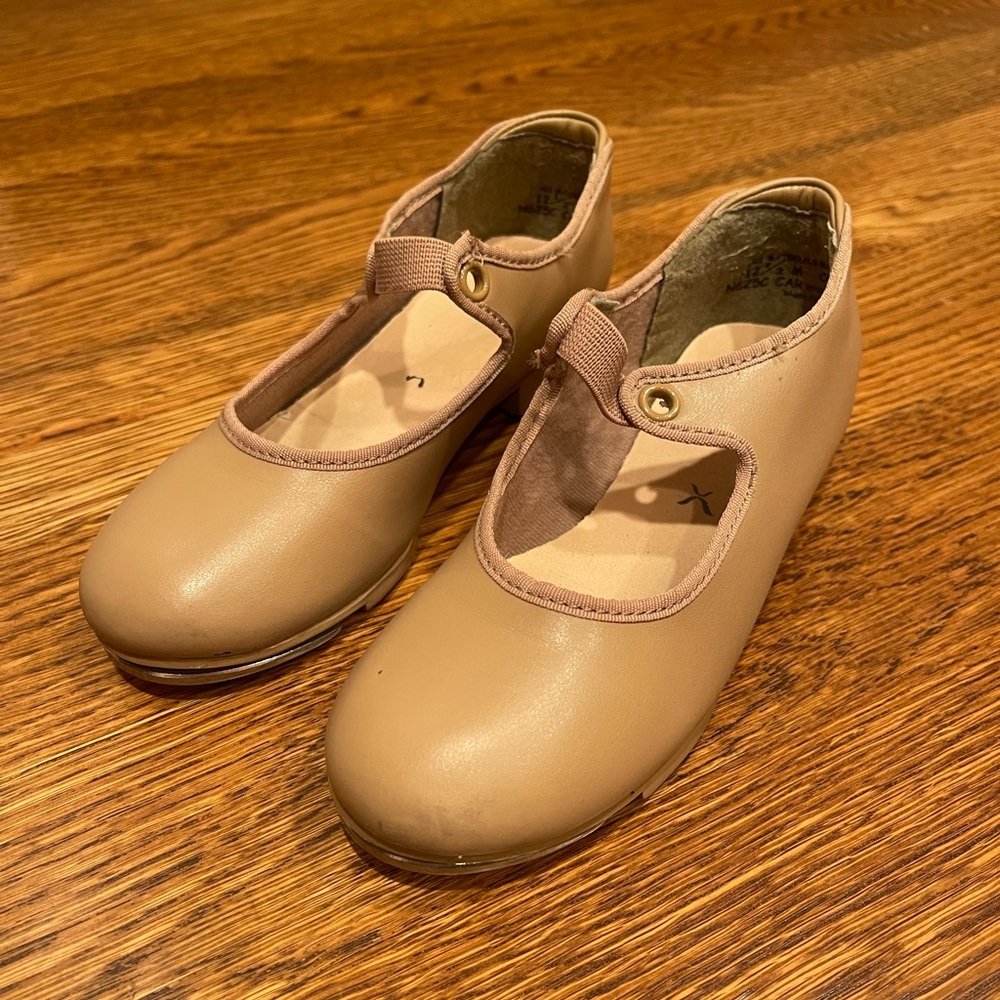 Capezio Girls Maryjane Tap Shoes in Caramel Size 12.5
